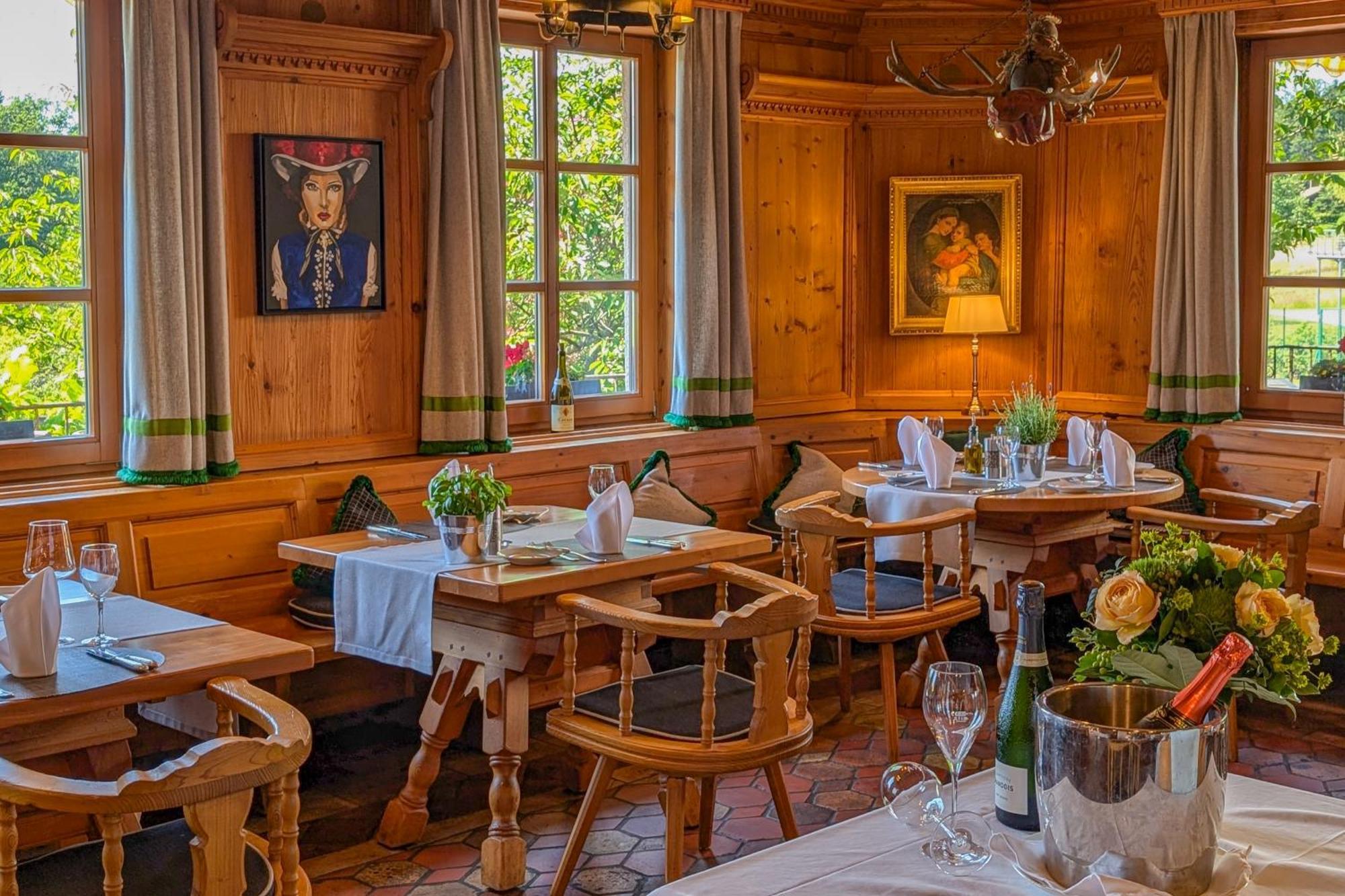 Hotel Restaurant Vinothek Lamm Bad Herrenalb Luaran gambar
