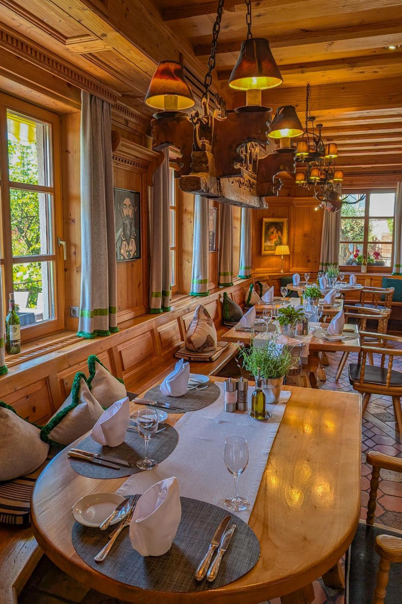 Hotel Restaurant Vinothek Lamm Bad Herrenalb Luaran gambar