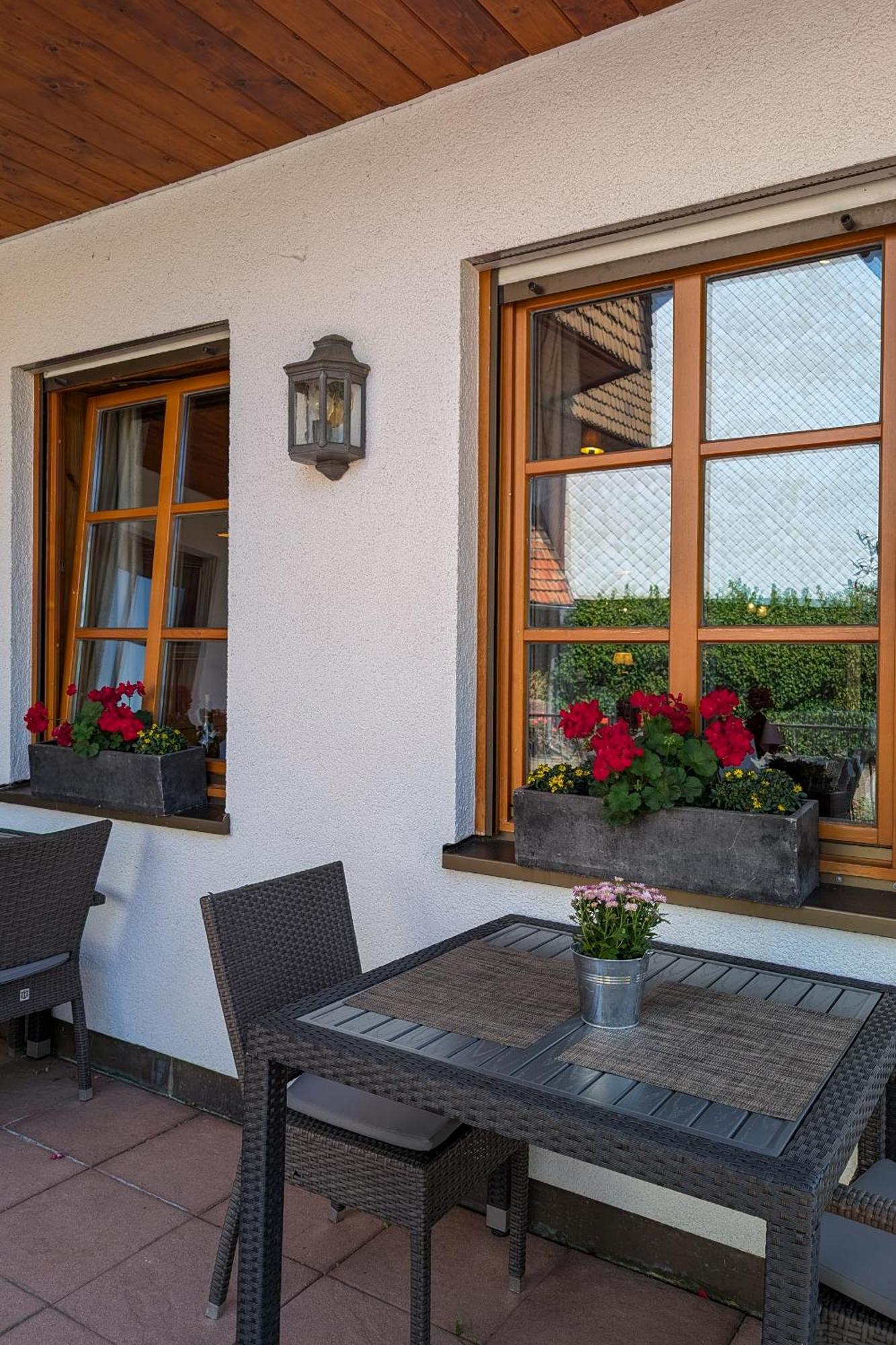 Hotel Restaurant Vinothek Lamm Bad Herrenalb Luaran gambar