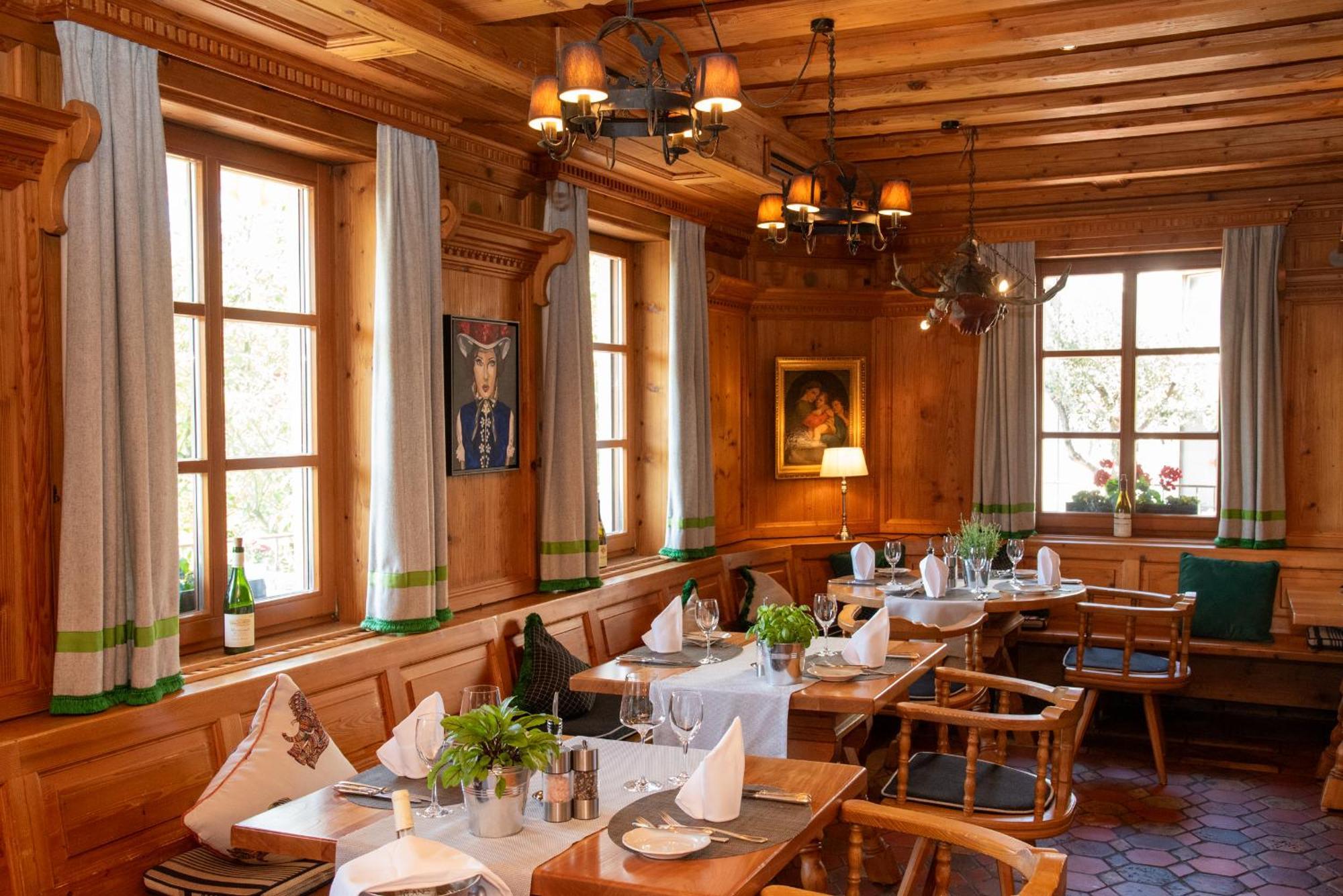 Hotel Restaurant Vinothek Lamm Bad Herrenalb Luaran gambar