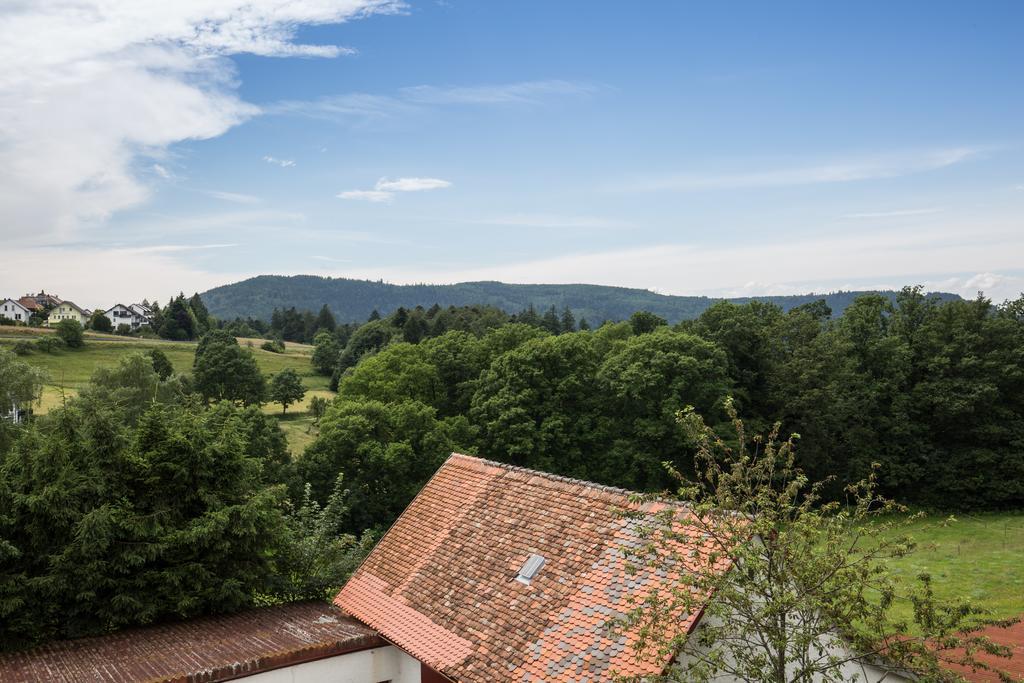 Hotel Restaurant Vinothek Lamm Bad Herrenalb Luaran gambar