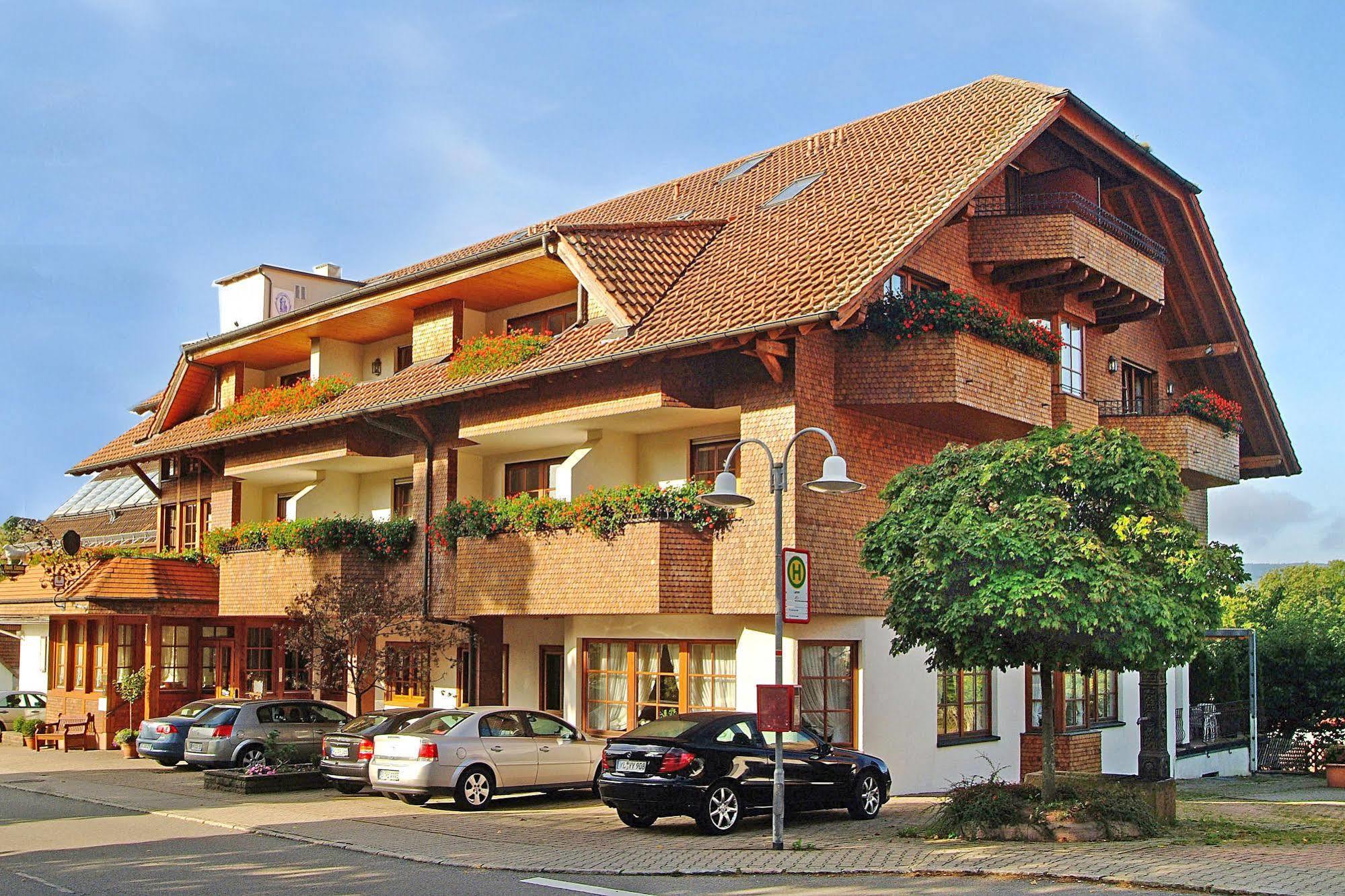 Hotel Restaurant Vinothek Lamm Bad Herrenalb Luaran gambar